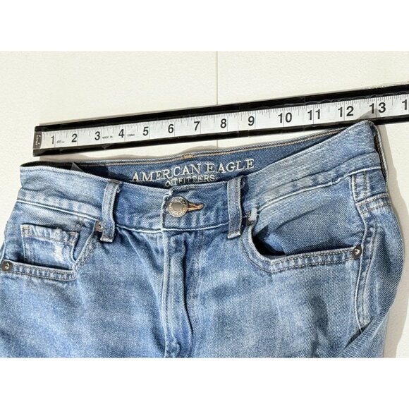 American Eagle High Rise Mom Jeans Distressed Ripped Knee Blue Size 2 Regular - Picture 8 of 10